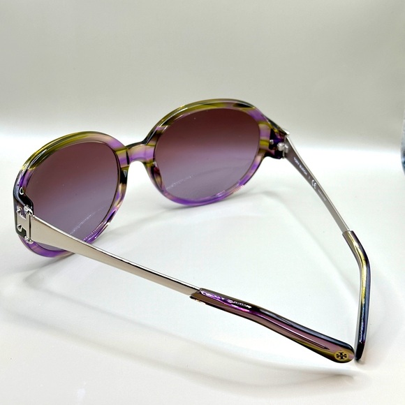 Tory Burch Sun Glasses in good condition - Picture 3 of 6
